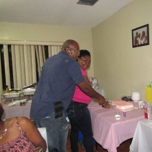 Meet your Posher, Lucecita